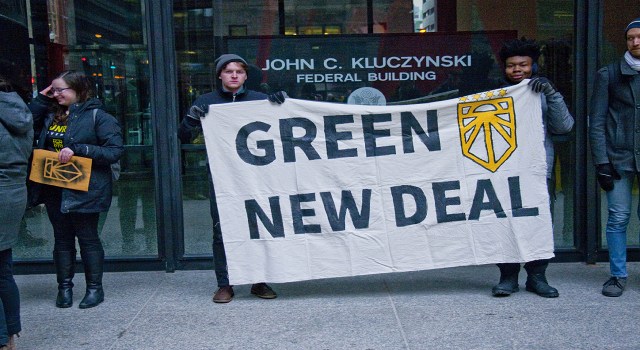 Chicago Sunrise Movement Rallies for a Green New Deal Chicago Illinois